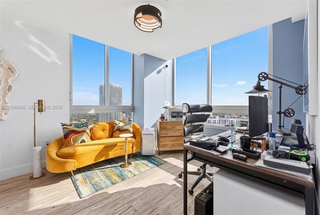 Building Photo - 90 SW 3rd St