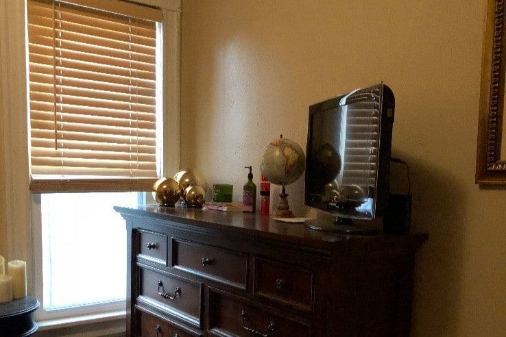 Bedroom - 2119 E Bradford Ave