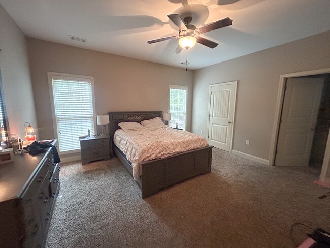 Building Photo - 101 Sweet Briar Trail