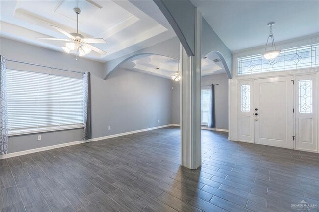 Building Photo - 1608 Merlin Dr
