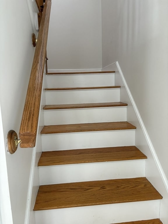 Building Photo - 12 Gardner St