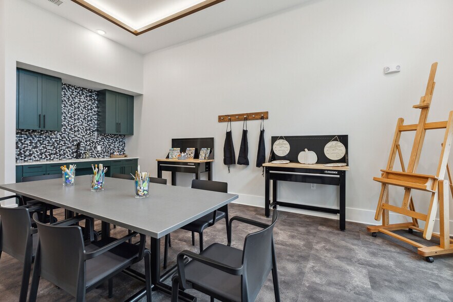 Building Photo - Everleigh Deerfield 55+ Active Adult Apartment Homes