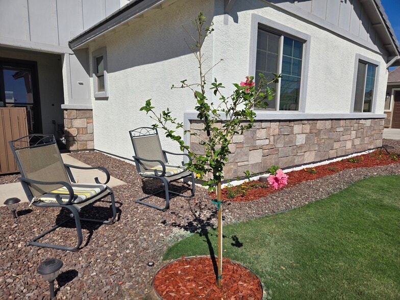 Building Photo - 14804 E 41st St