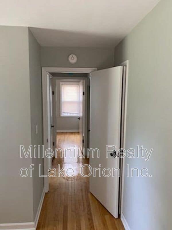 Building Photo - 1522 Longfellow Ave