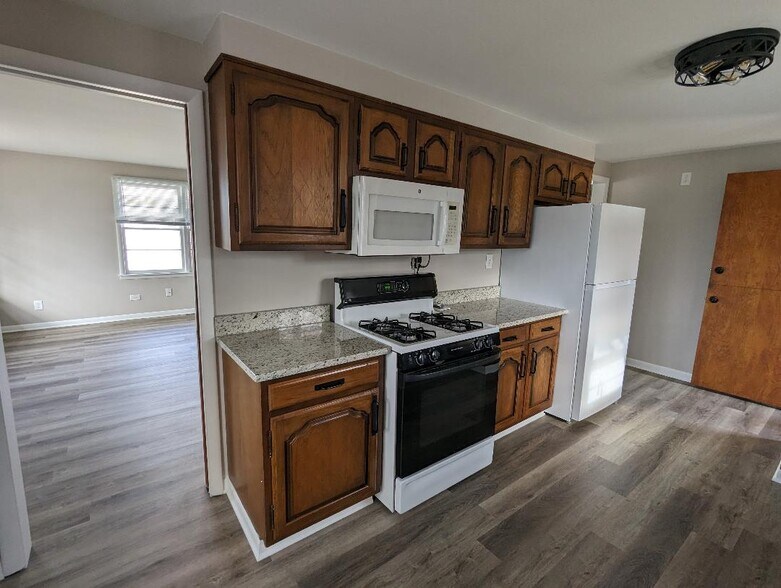 Kitchen - 1 Stone Ave