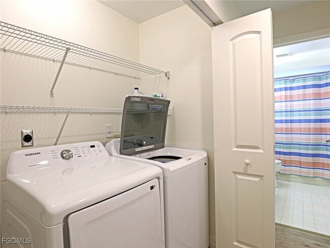 Building Photo - 12522 Kelly Sands Way