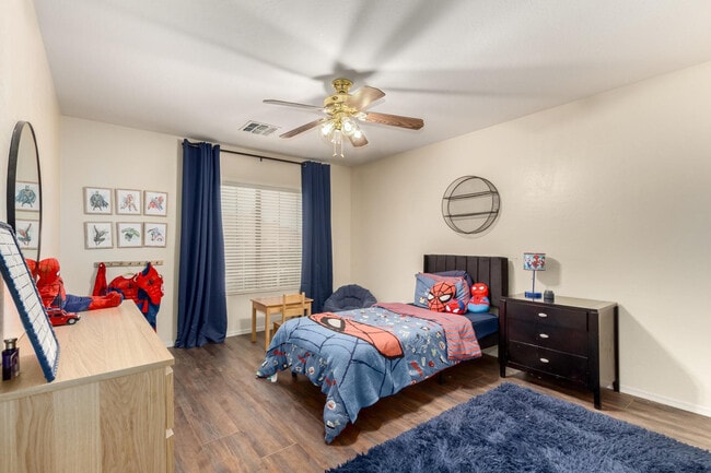 Building Photo - 13324 W Annika Dr