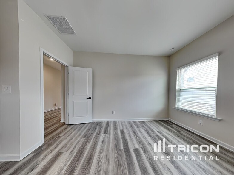 Building Photo - 3433 Arabian Farm Ln