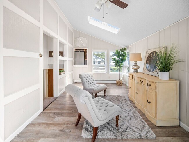Building Photo - Spacious 2-Bedroom Home with Private Deck,...
