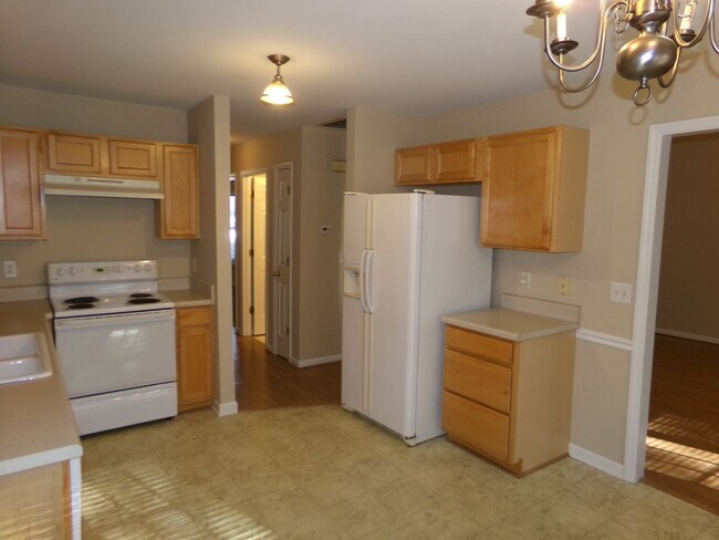 Building Photo - Near Silas Creek and Stratford Road