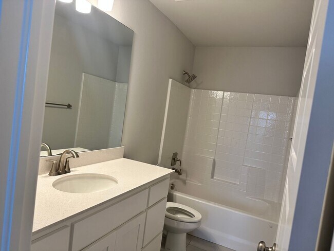 Building Photo - 1st Month Free!