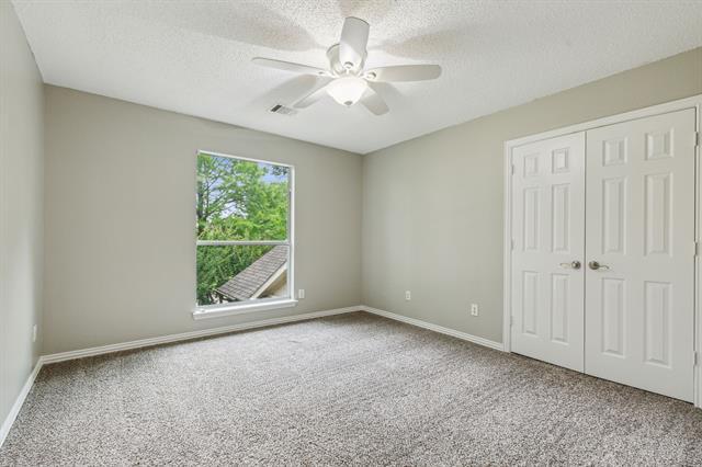 Building Photo - 302 Chestnut Cove Cir