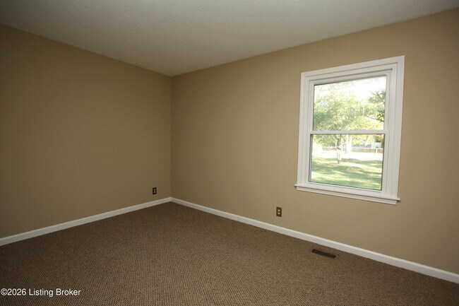 Building Photo - 6824 Hillside Dr