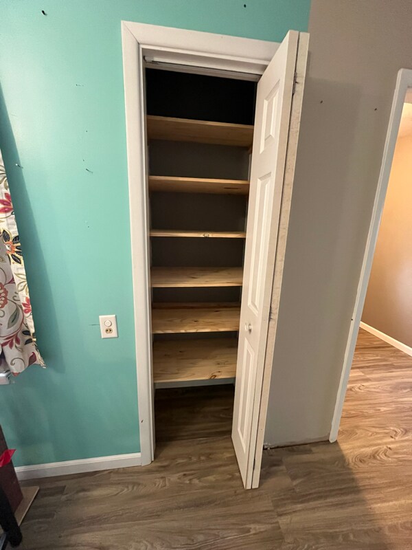 Building Photo - 601 Levee Blvd