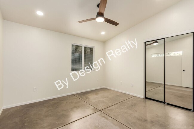 Building Photo - 615 E Helen St