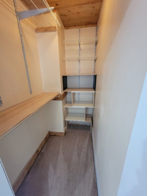 Building Photo - 129 Snow St