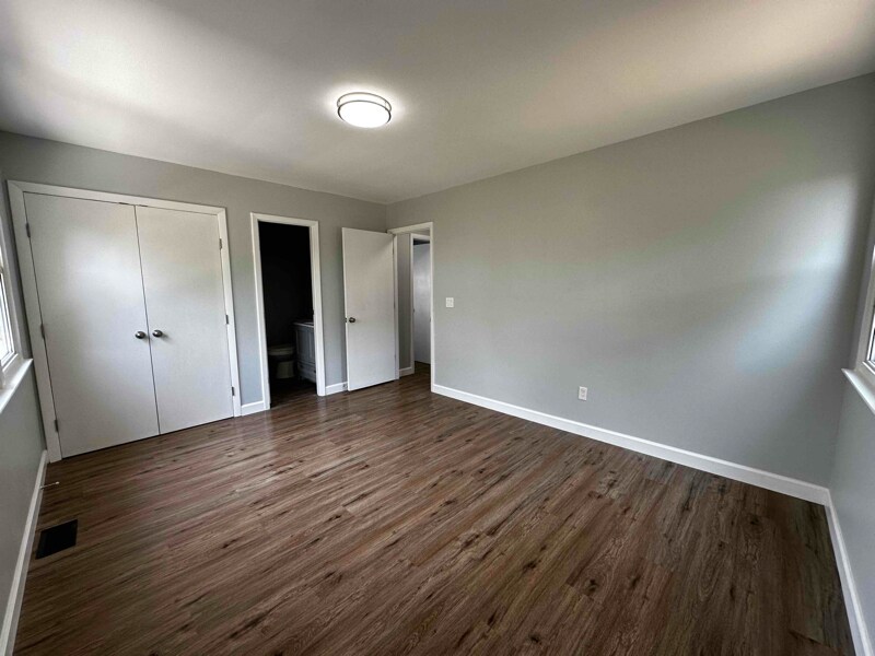 Building Photo - 1531 Harford Square Dr