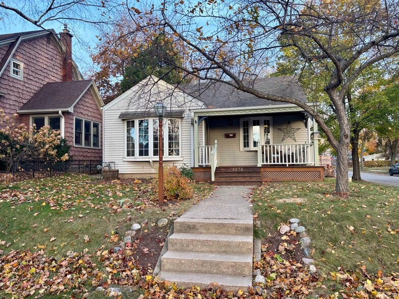 3276 S Lenox Street - 3276 S Lenox St