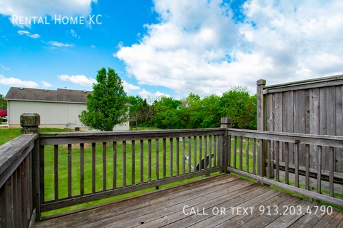 Building Photo - 23505 W 73rd Terrace