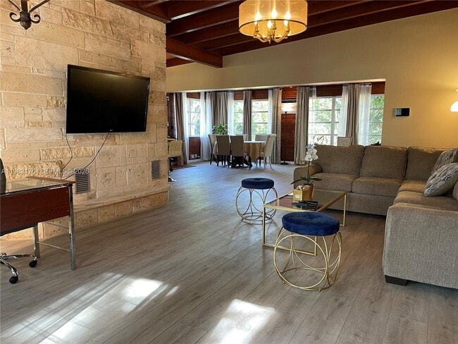 Building Photo - 14155 Old Cutler Rd