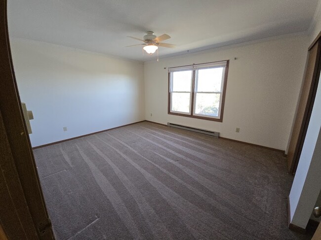 Master Bedroom - 2215 Sylvan Way