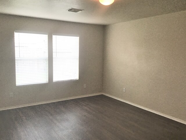 Building Photo - 9530 Belleclarie Ln