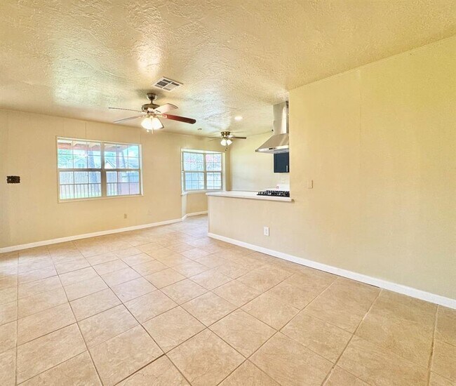 Building Photo - 11606 Carvel Ln