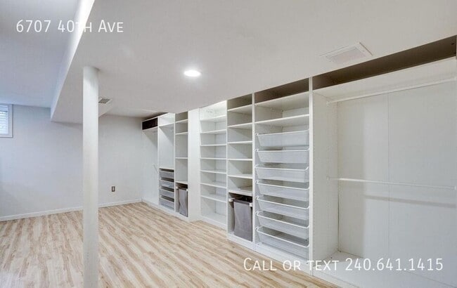Building Photo - 6707 40th Ave