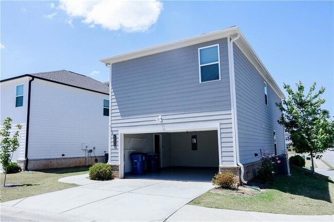 Building Photo - 4355 Magpie Dr