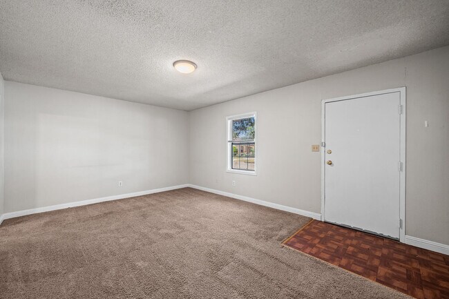 Building Photo - 2313 20th St