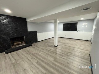Building Photo - 533 Quinnipiac Ave