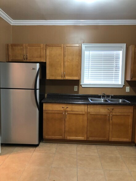 Building Photo - 1939 Martin Luther King Jr Blvd