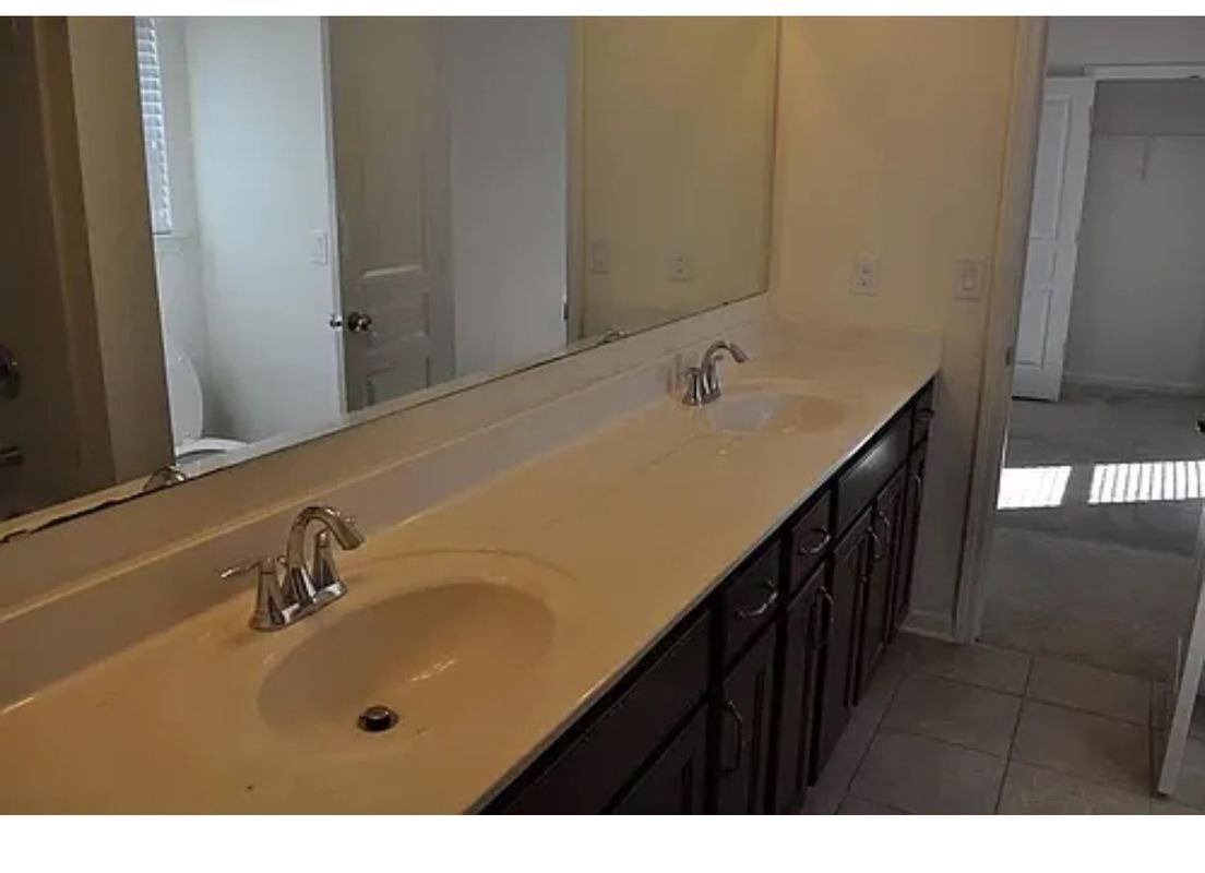Building Photo - 6830 Rocking Horse Ln