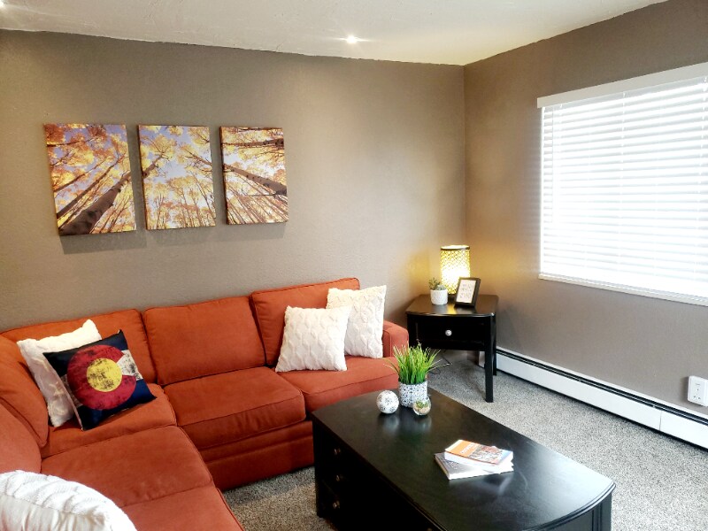 Building Photo - 857 S Van Gordon Ct