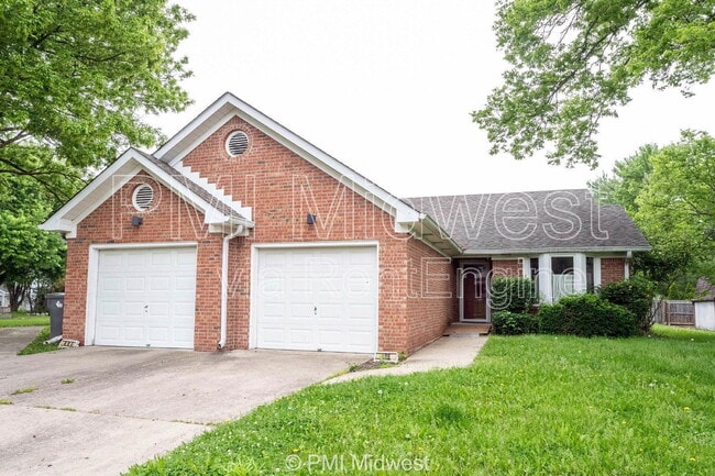 Building Photo - 406 Tulip Dr