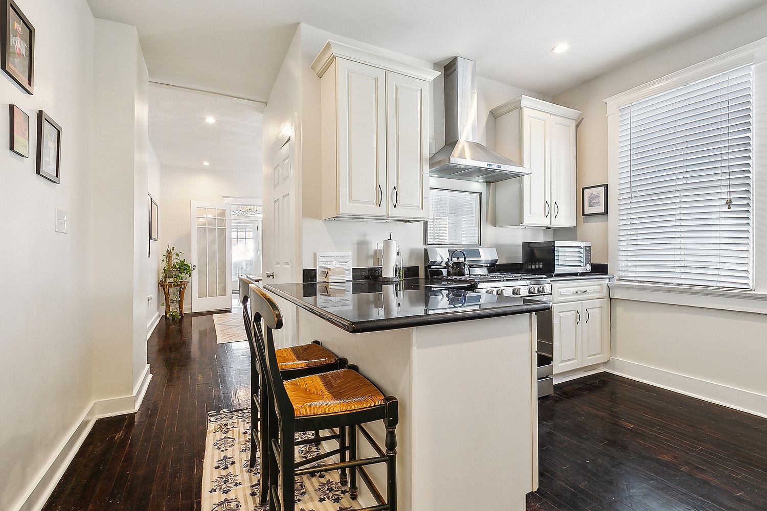 Building Photo - 819 Olga St