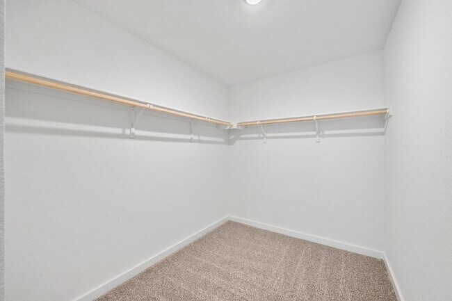 Building Photo - Luxurious 4 BR / 2 BA with THREE-CAR GARAGE - 2314 SF - Harmony Hills, Fredericksburg!