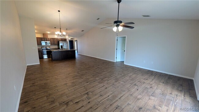 Building Photo - 5333 W Customer Ct