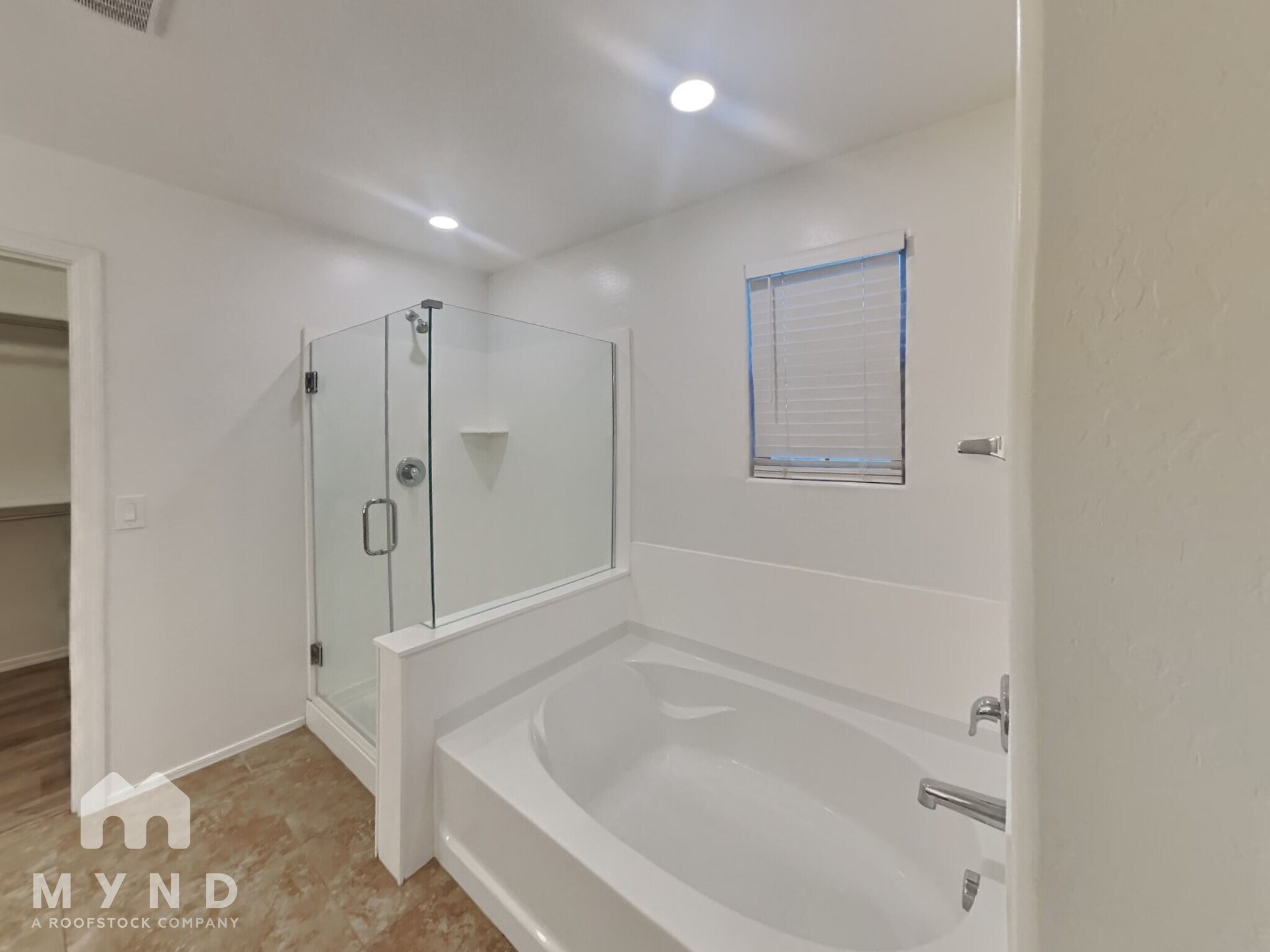 Building Photo - 20974 E Pecan Ln