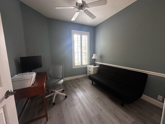 Building Photo - 9240 Bayberry Bend