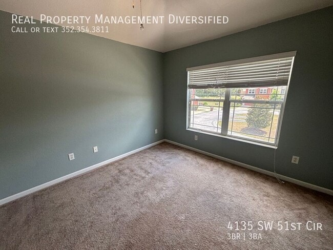 Building Photo - 4135 SW 51st Cir