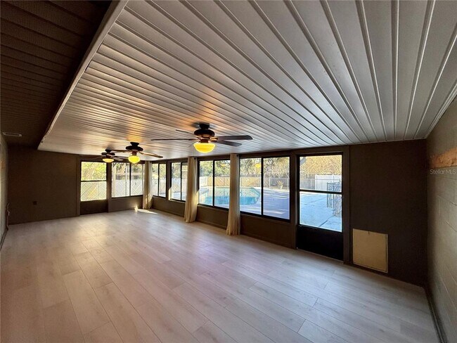 Building Photo - 2503 Woodhaven Ct