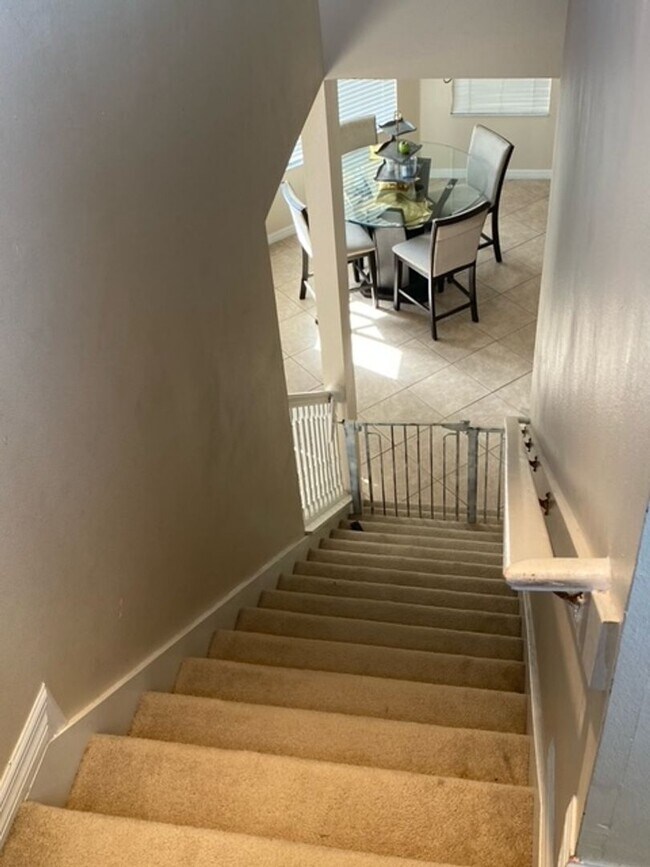 Building Photo - Beautiful 4 Bedroom 3 Bath Home in Ocoee