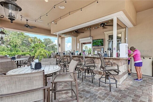 Building Photo - 7121 River Hammock Dr
