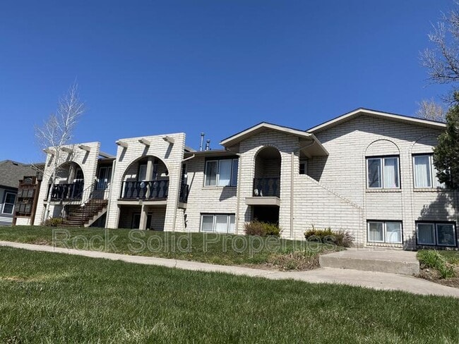 Building Photo - 3061 Reed Ave