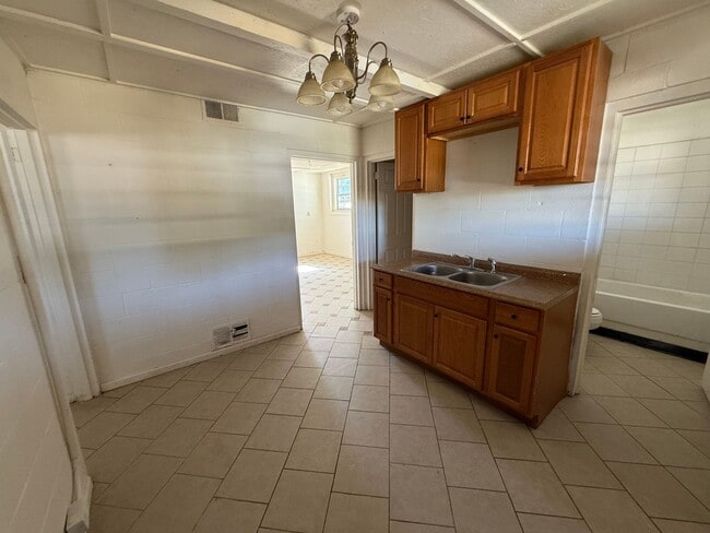 Building Photo - 1/1 House in Cedartown $795