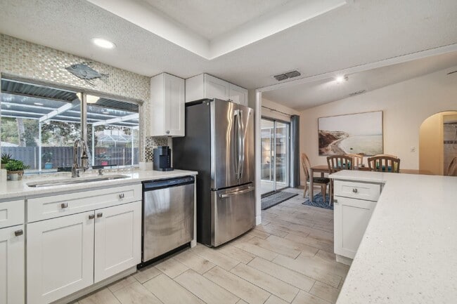 Building Photo - ***PRIVATE HEATED POOL*** Beautiful, Fully-Furnished 3-Bedroom Home Available April 1, 2026!   **...