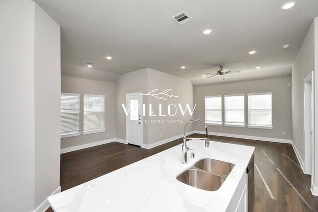 Building Photo - Spacious 4-Bedroom Home in a GREAT Community!