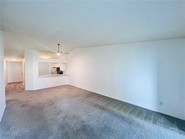 Building Photo - 955 New Waterford Dr