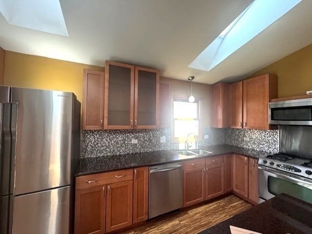 Building Photo - 396 Ridgeland Ave